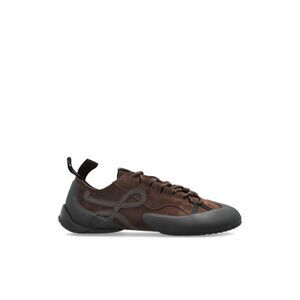 Grip' sports shoes
